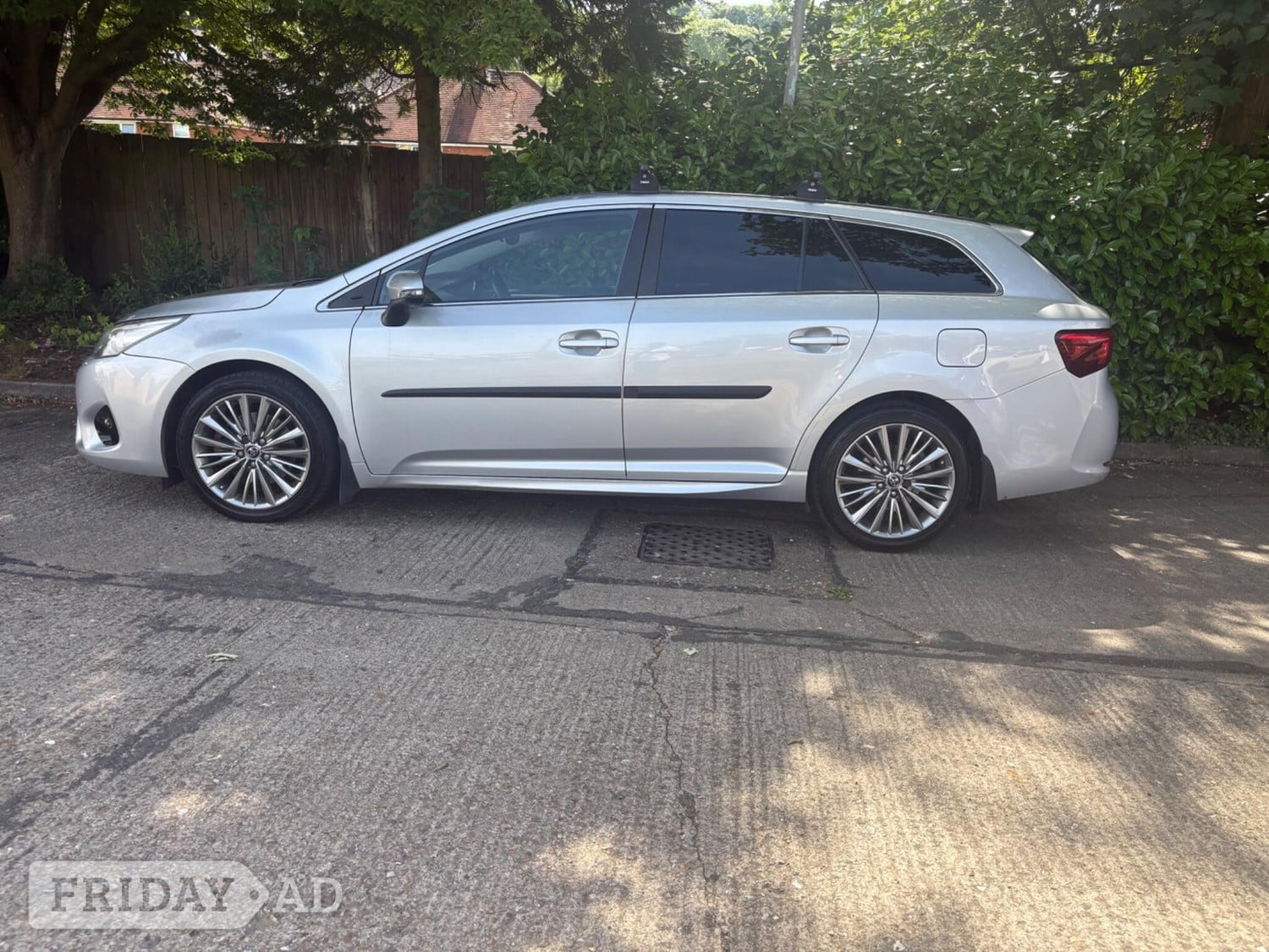 Toyota Avensis High Wycombe