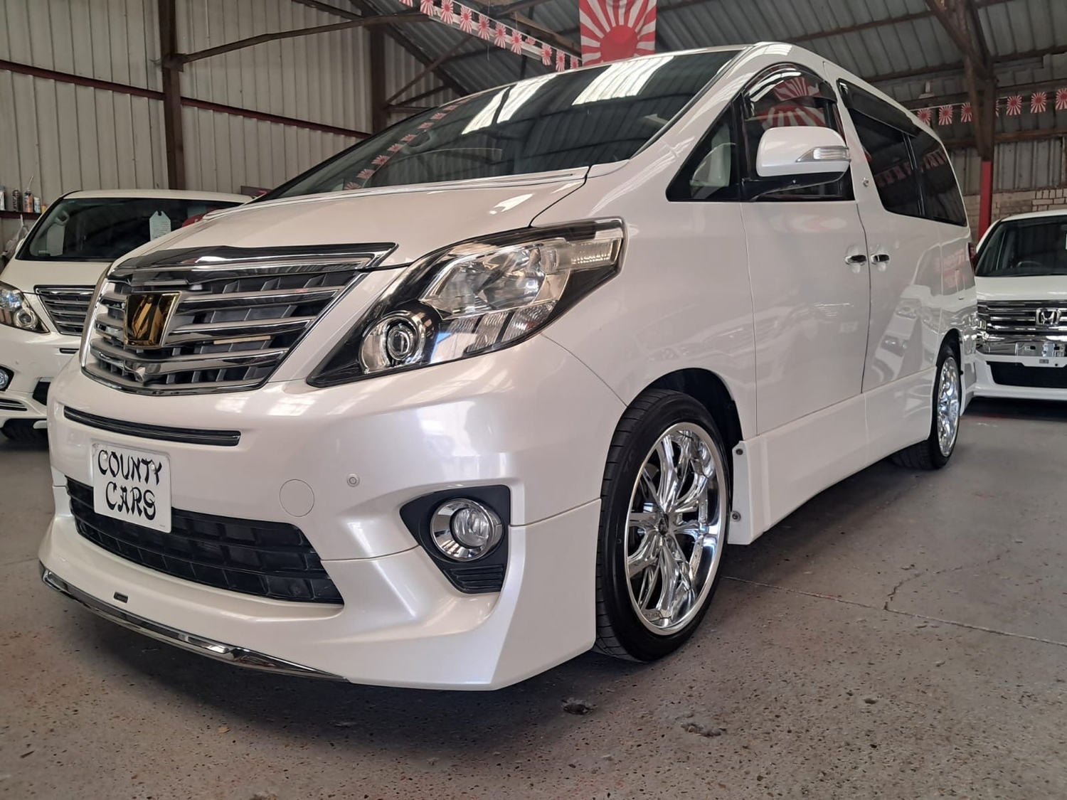 Toyota Alphard Rochester