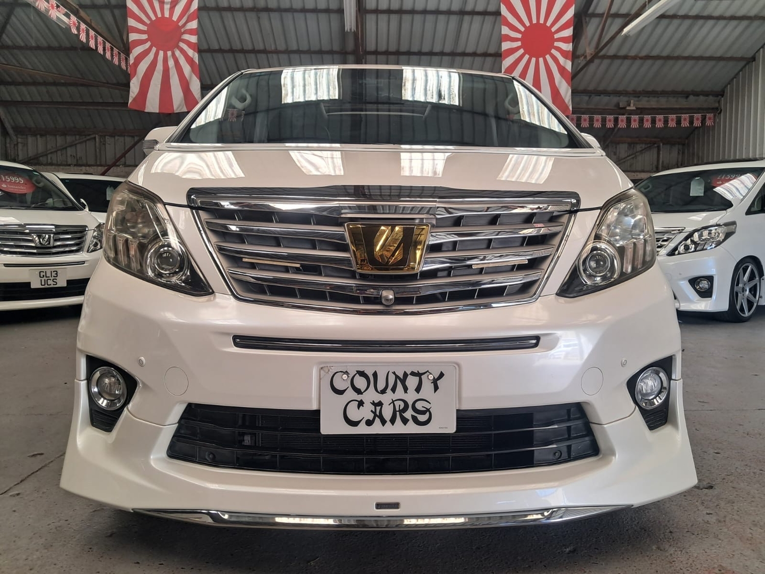 Toyota Alphard 2012 - Cars