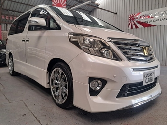 Toyota Alphard 2012