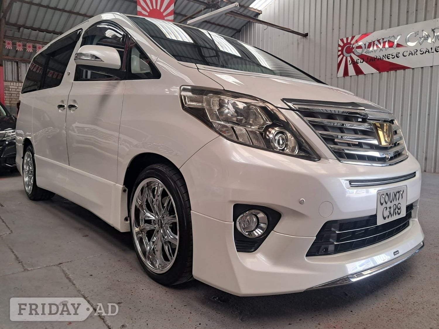 Toyota Alphard 2012 in Rochester