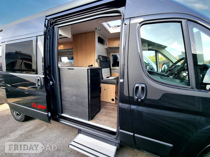 Sunlight Cliff 602 Adventure  for sale - Motorhomes & Caravans in Stafford