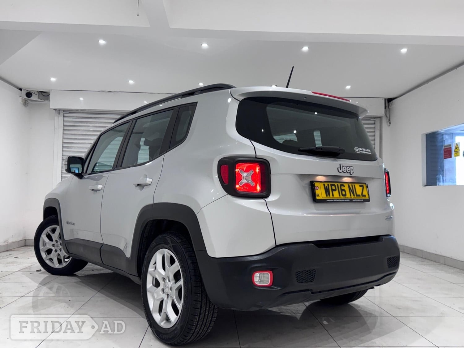 Jeep Renegade 2016 - Cars
