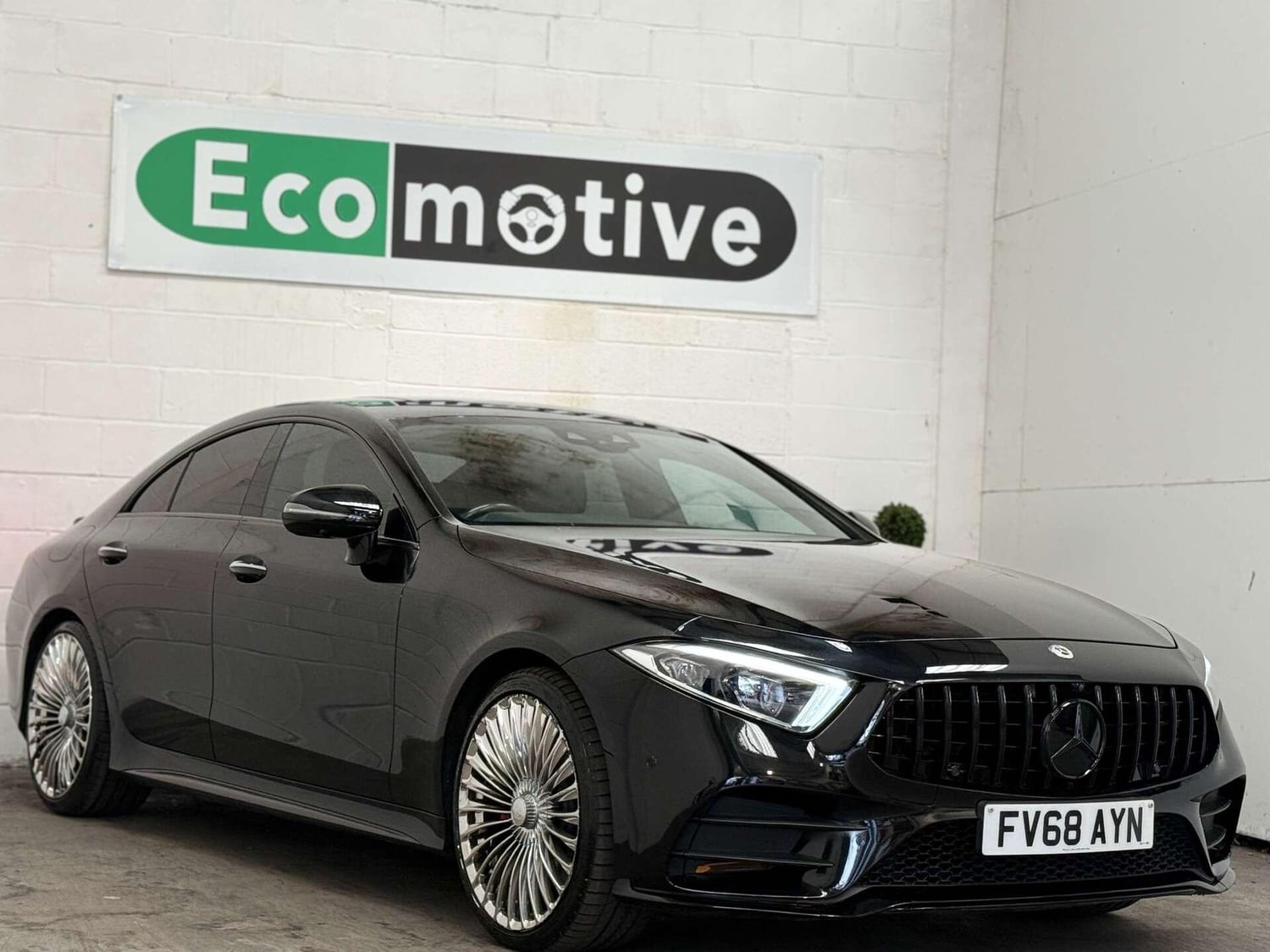 [ berth ]Mercedes-Benz CLS Class