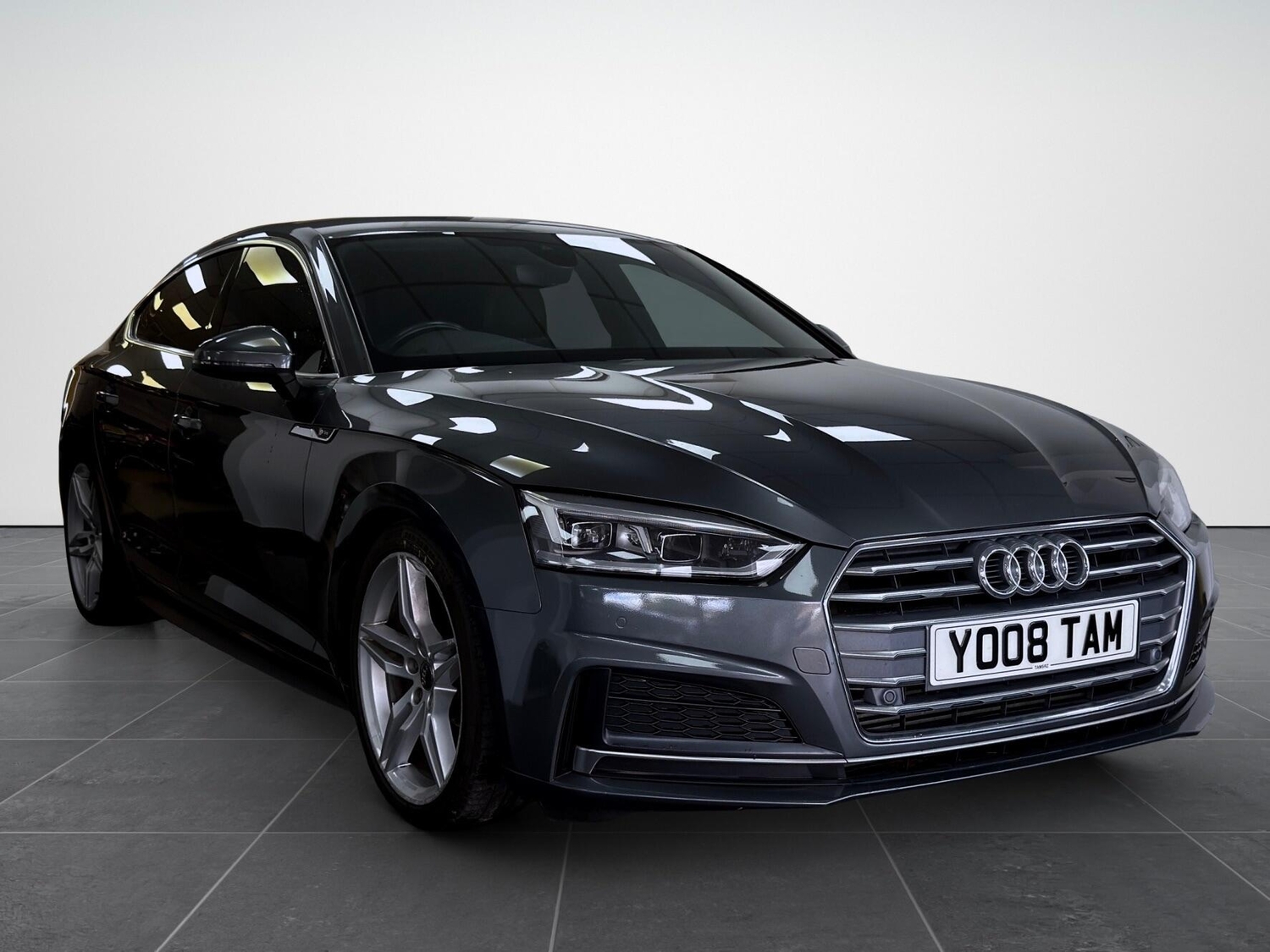 Audi A5 2019 - Cars