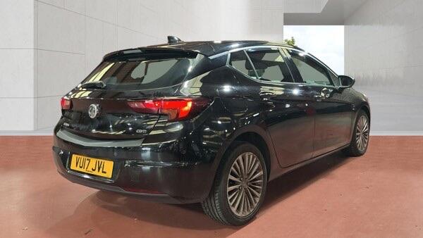 Vauxhall Astra 2017 - Cars in Stockport