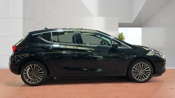 Vauxhall Astra 2017 - Cars