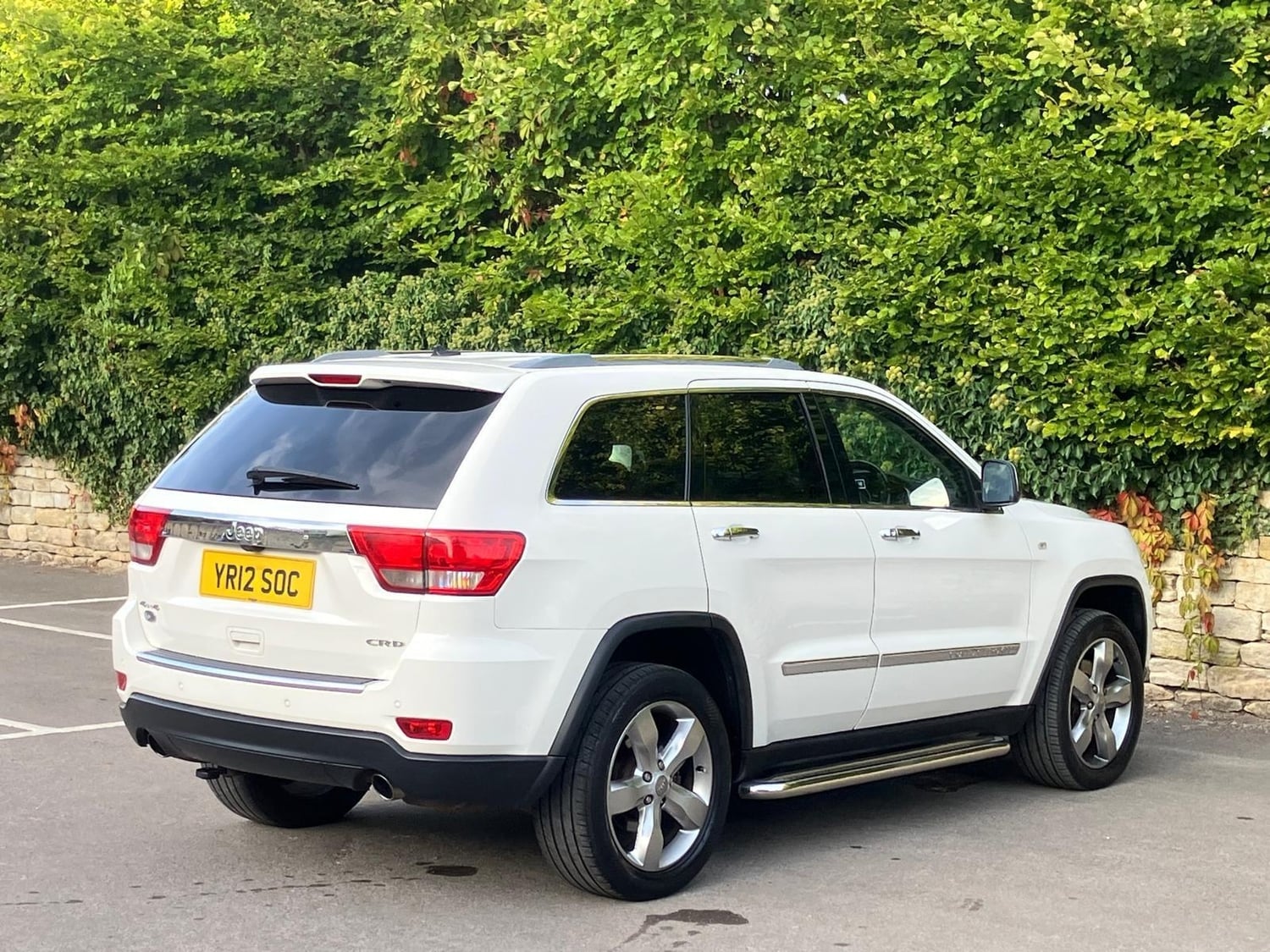 Jeep Grand Cherokee 2011 - Cars