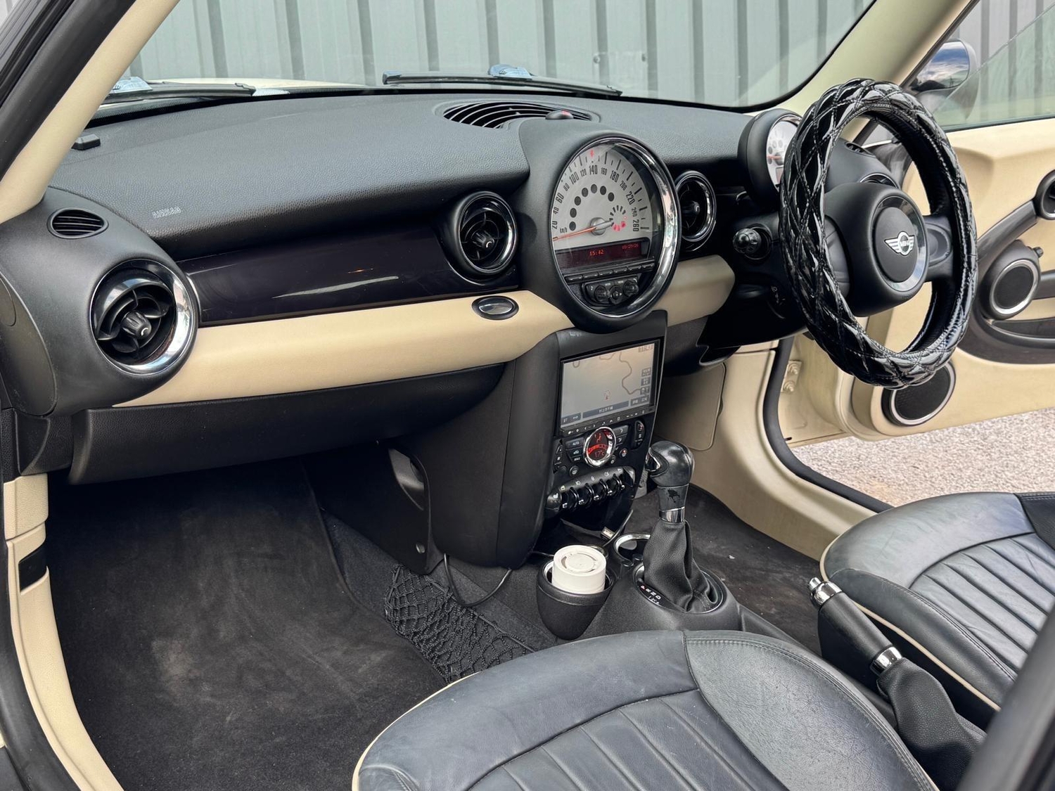 Mini Hatch Farnham