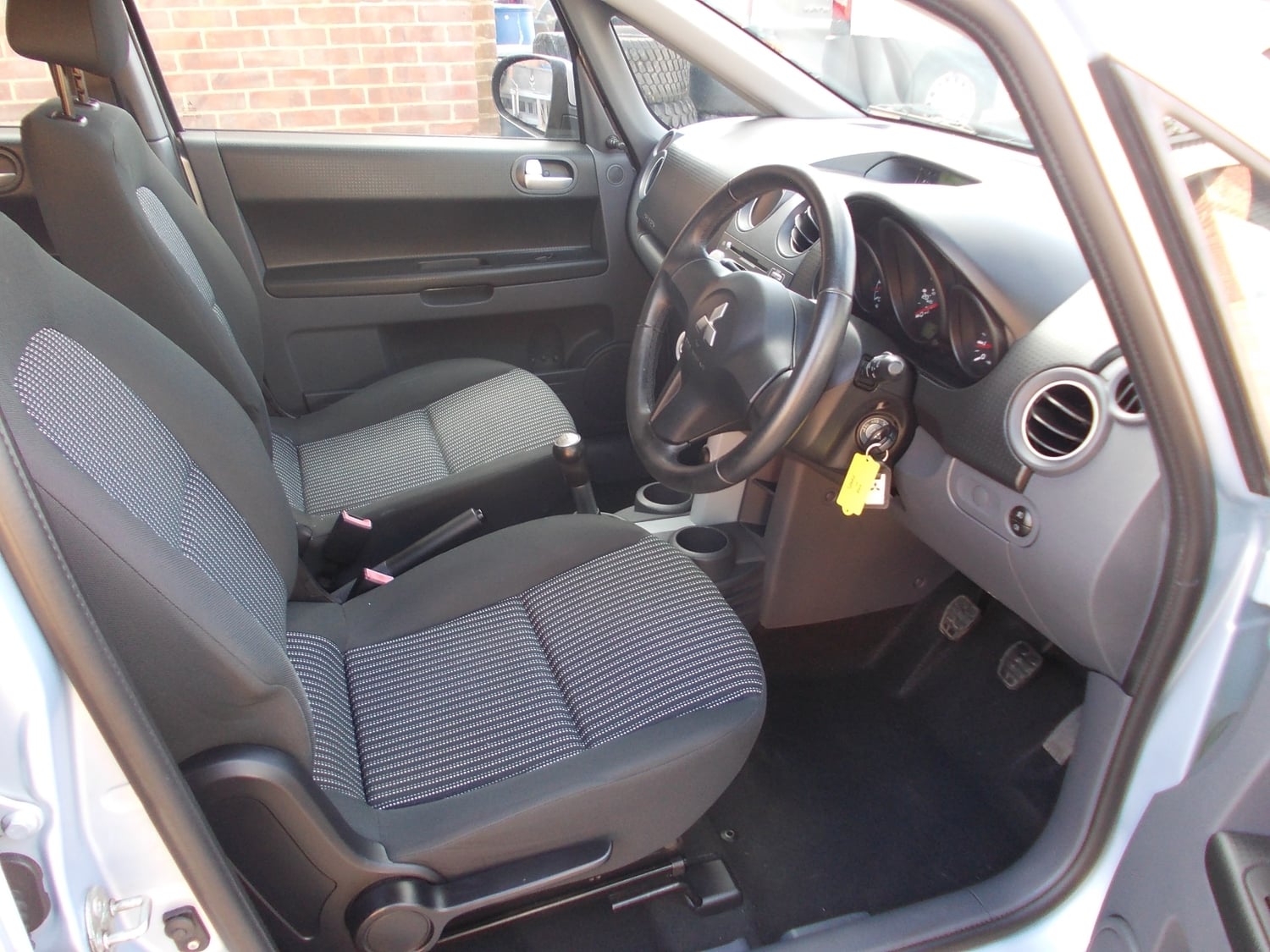 Mitsubishi Colt Hailsham