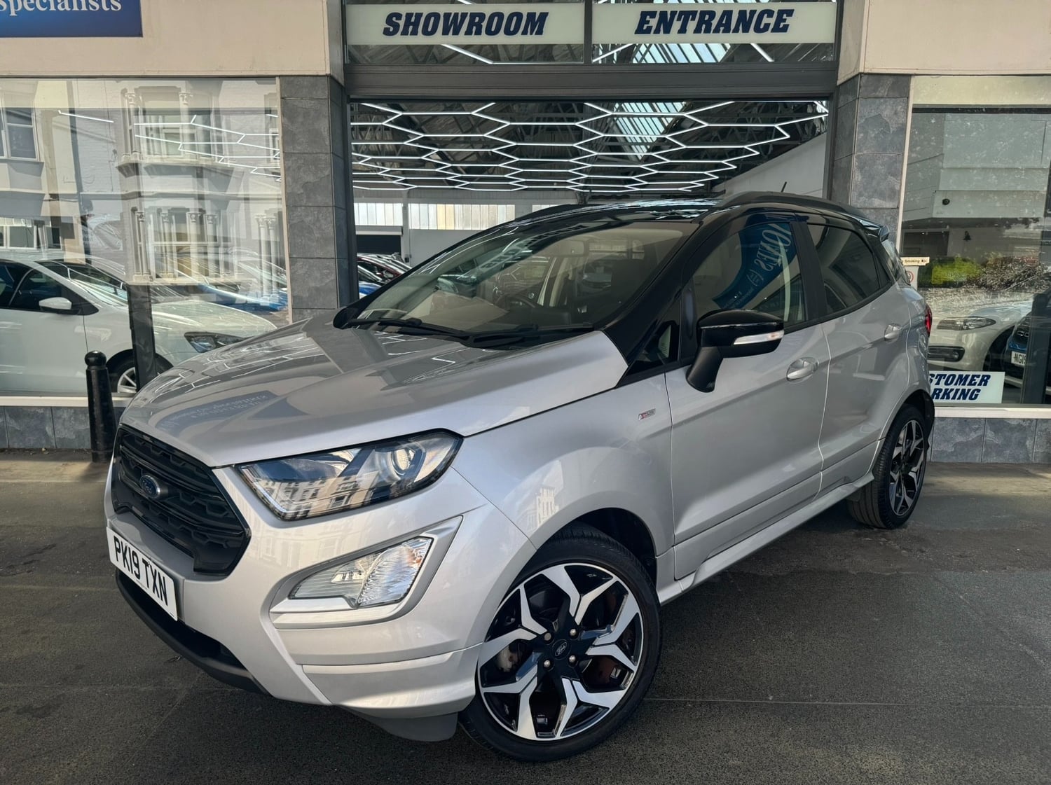 [ berth ]Ford Ecosport