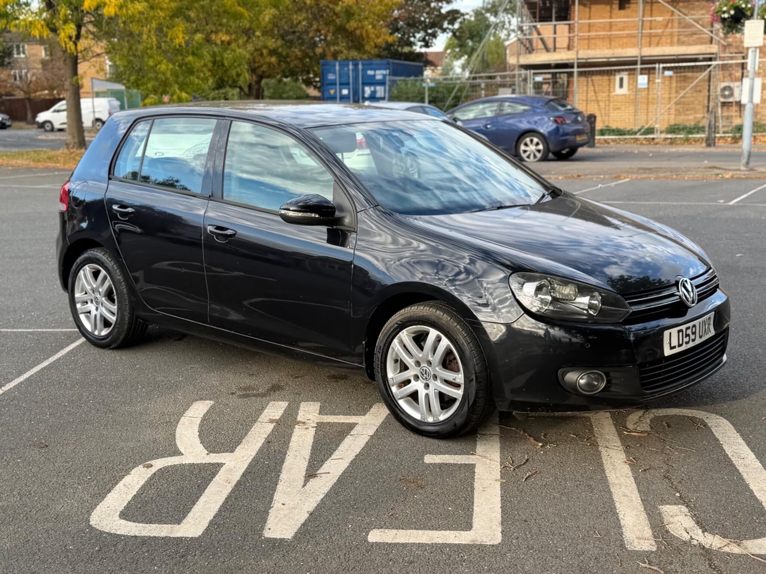 Volkswagen Golf 2009 - Cars in Windsor