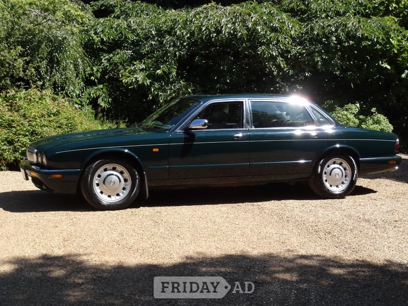 [ berth ]Daimler V8