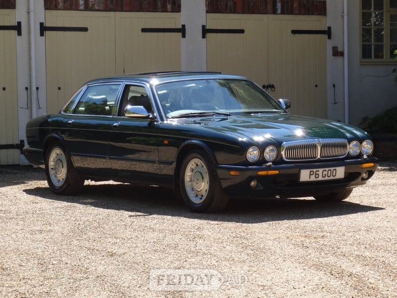 Daimler V8 1997 - Cars
