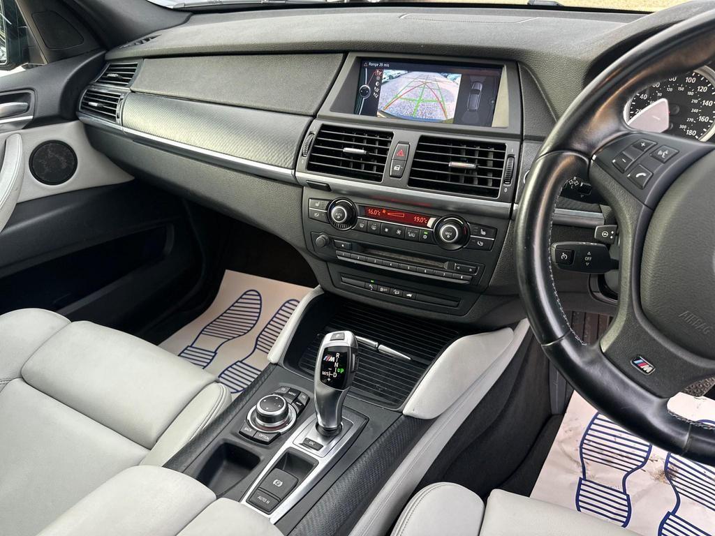 BMW X5 2012 - Cars