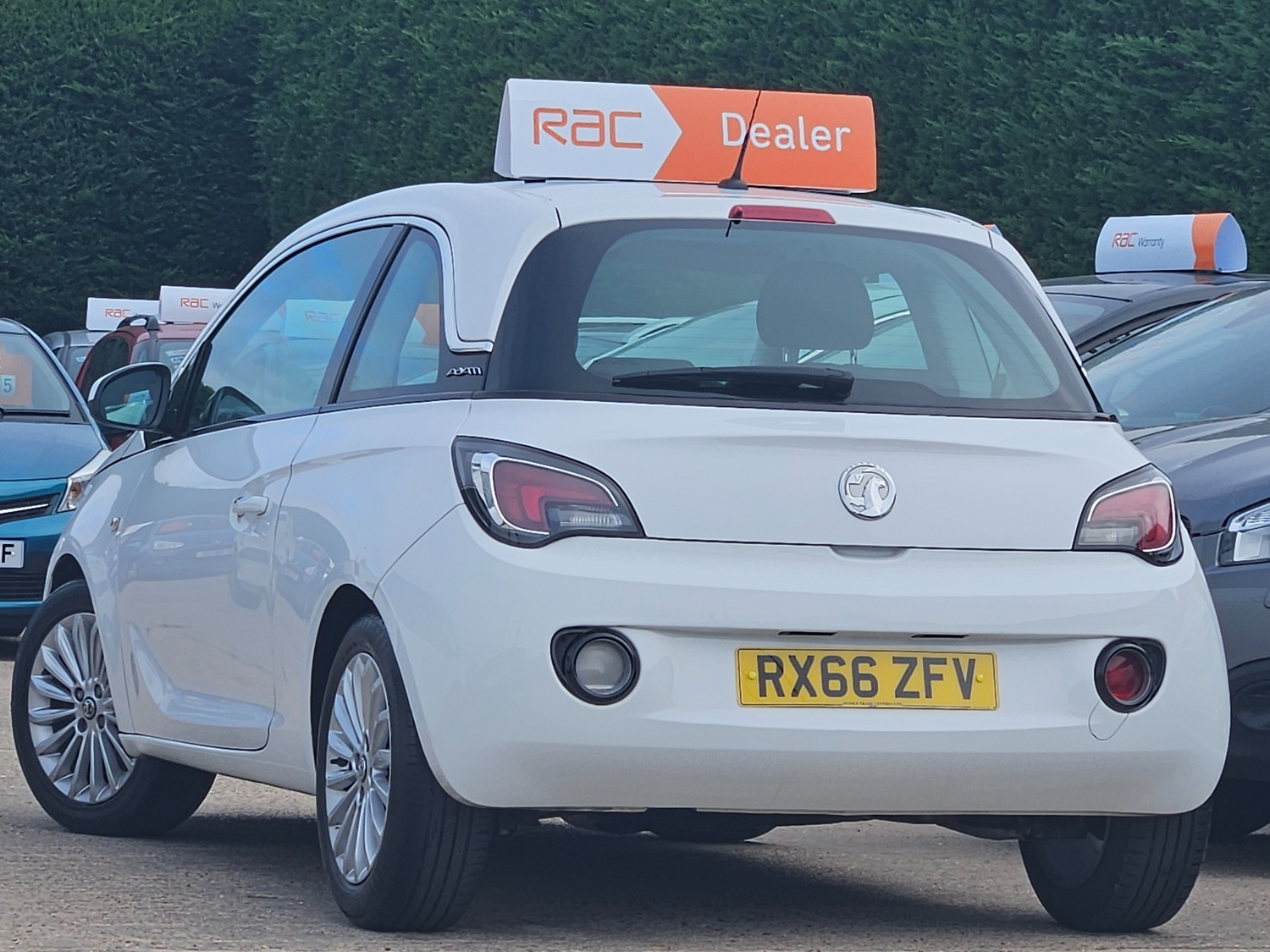 Vauxhall Adam 2016 - Cars