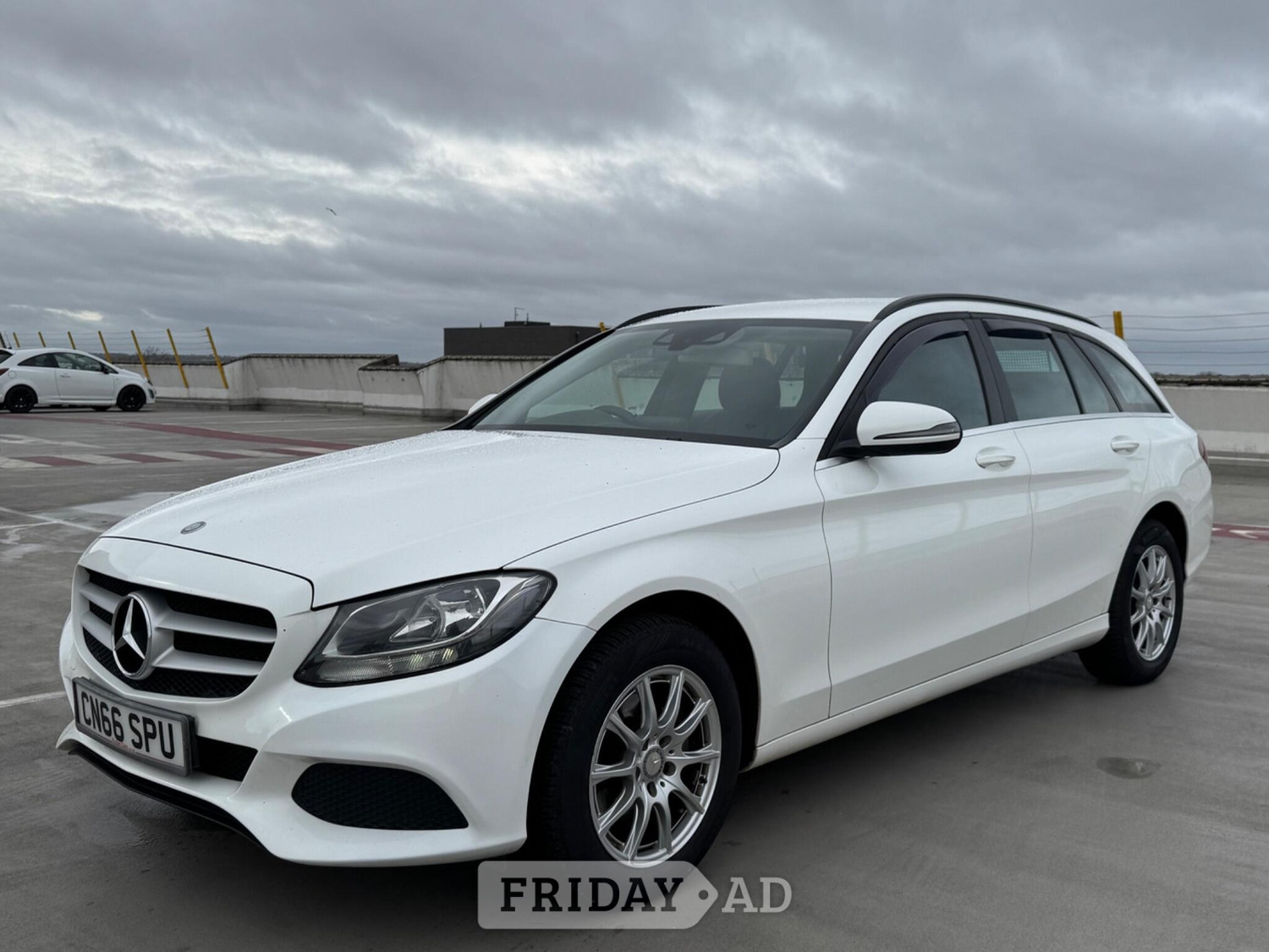 [ berth ]Mercedes-Benz C Class