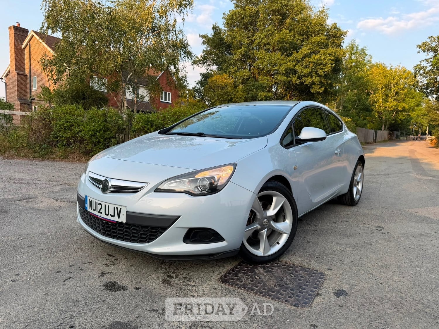 Vauxhall Astra 2012 - Cars