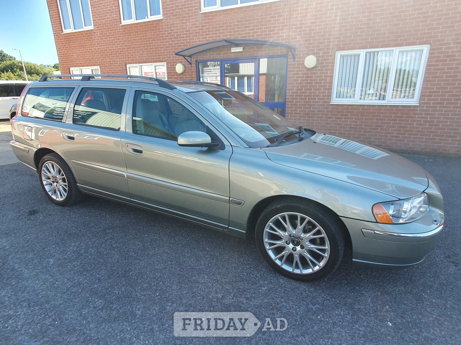 Volvo V70 Honiton