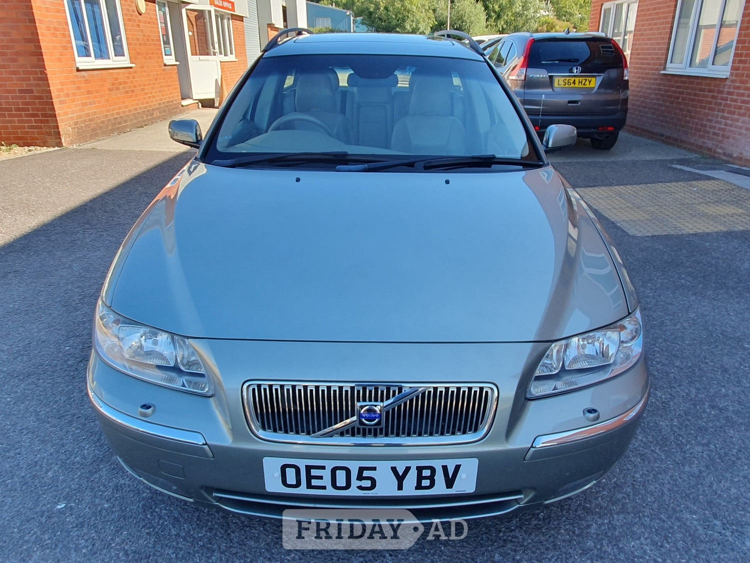 [ berth ]Volvo V70