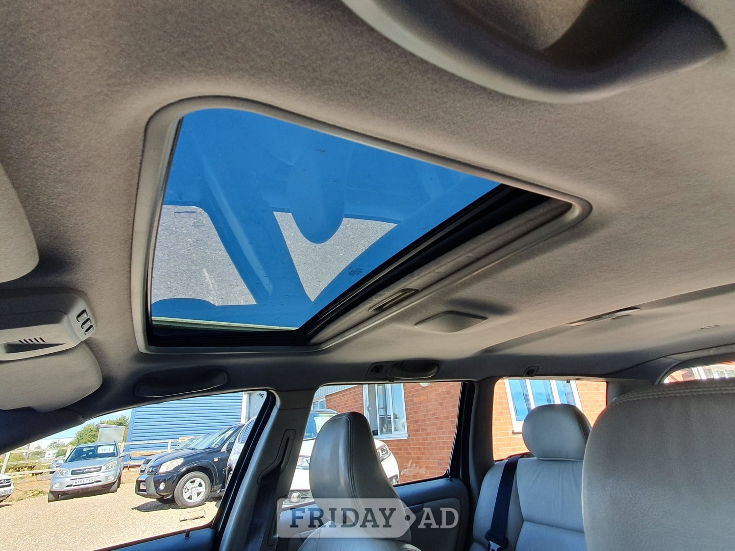 Volvo V70 2005 - Cars in Honiton