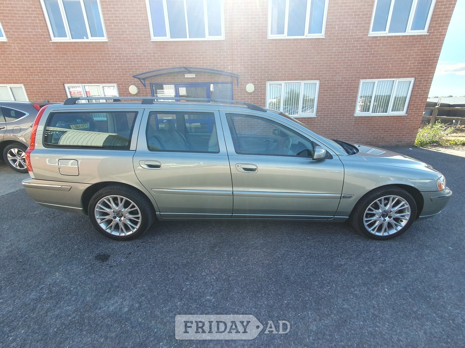 Volvo V70 2005 - Cars