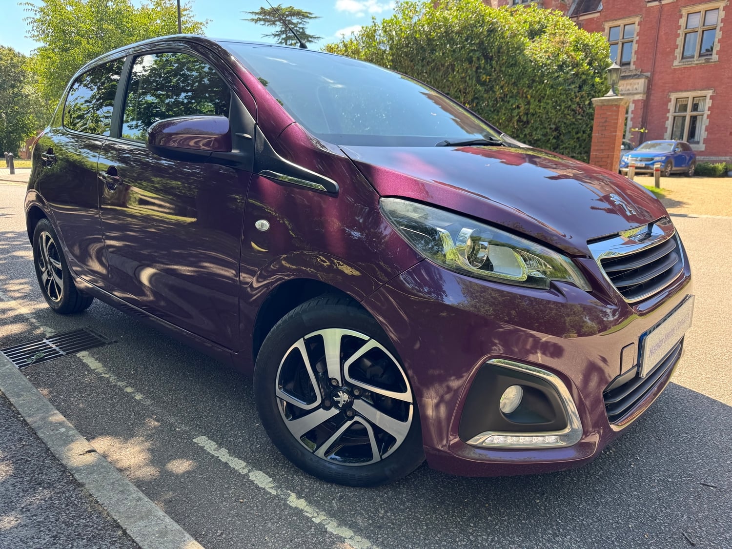 Peugeot 108 2017 in Horsham