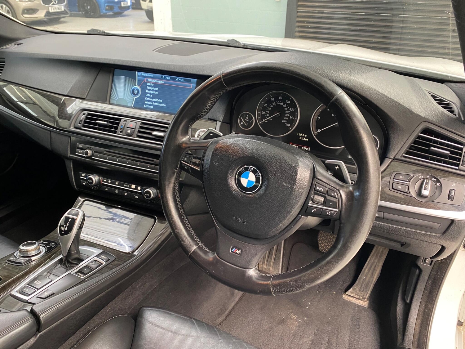 [ berth ]BMW 5 Series