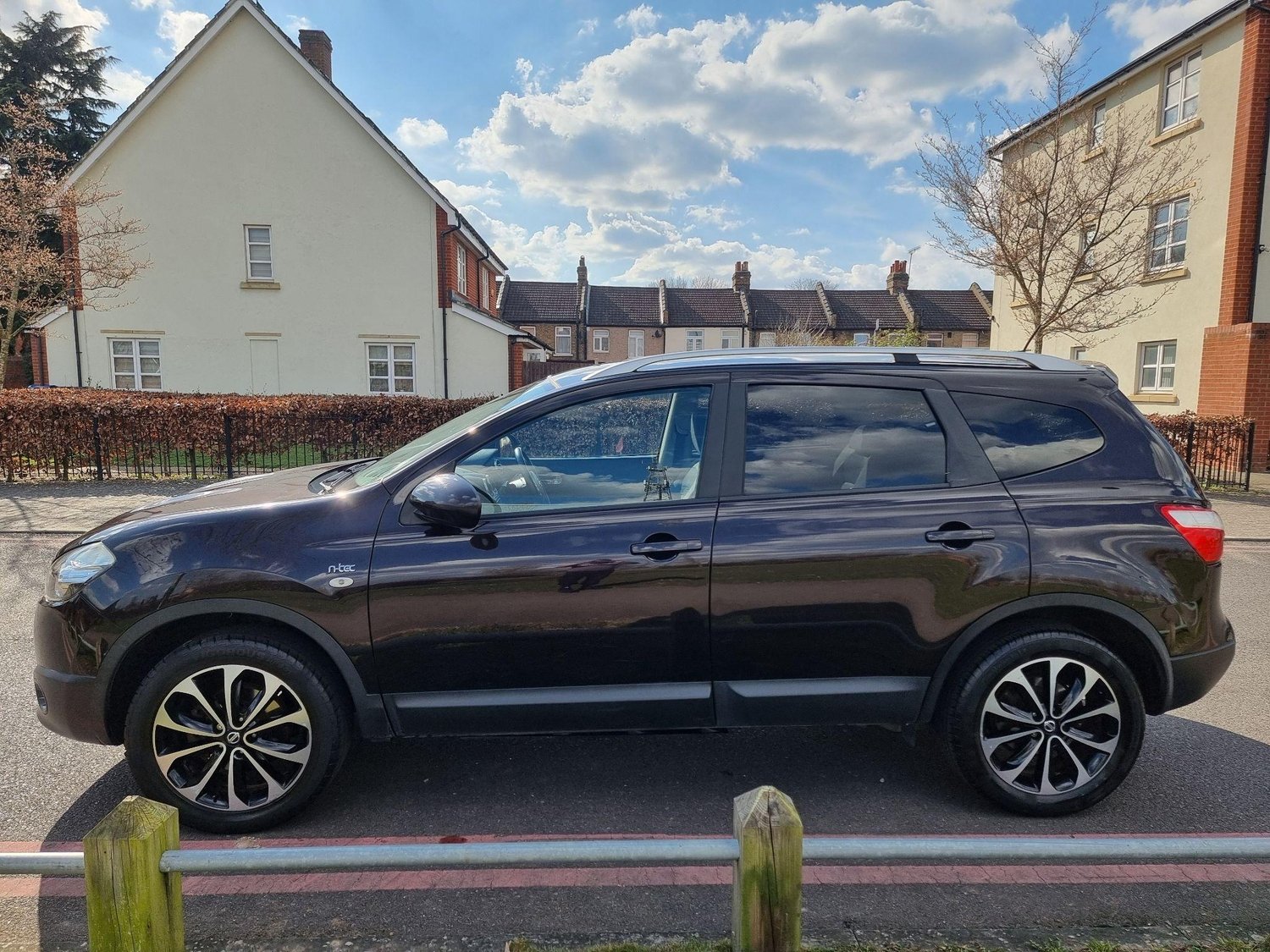 Nissan Qashqai+2 2011 - Cars