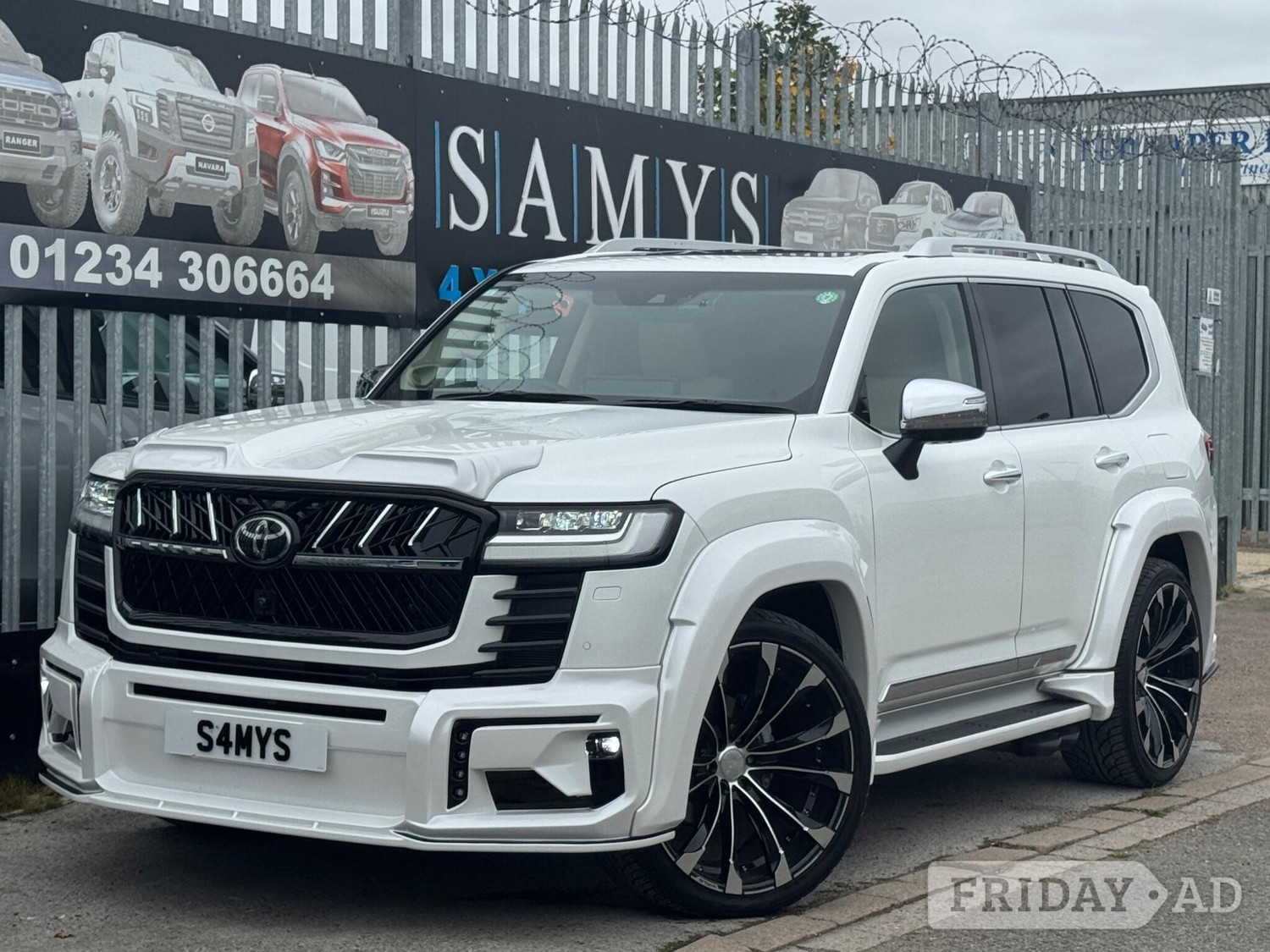 Toyota Land Cruiser 2023 - Cars