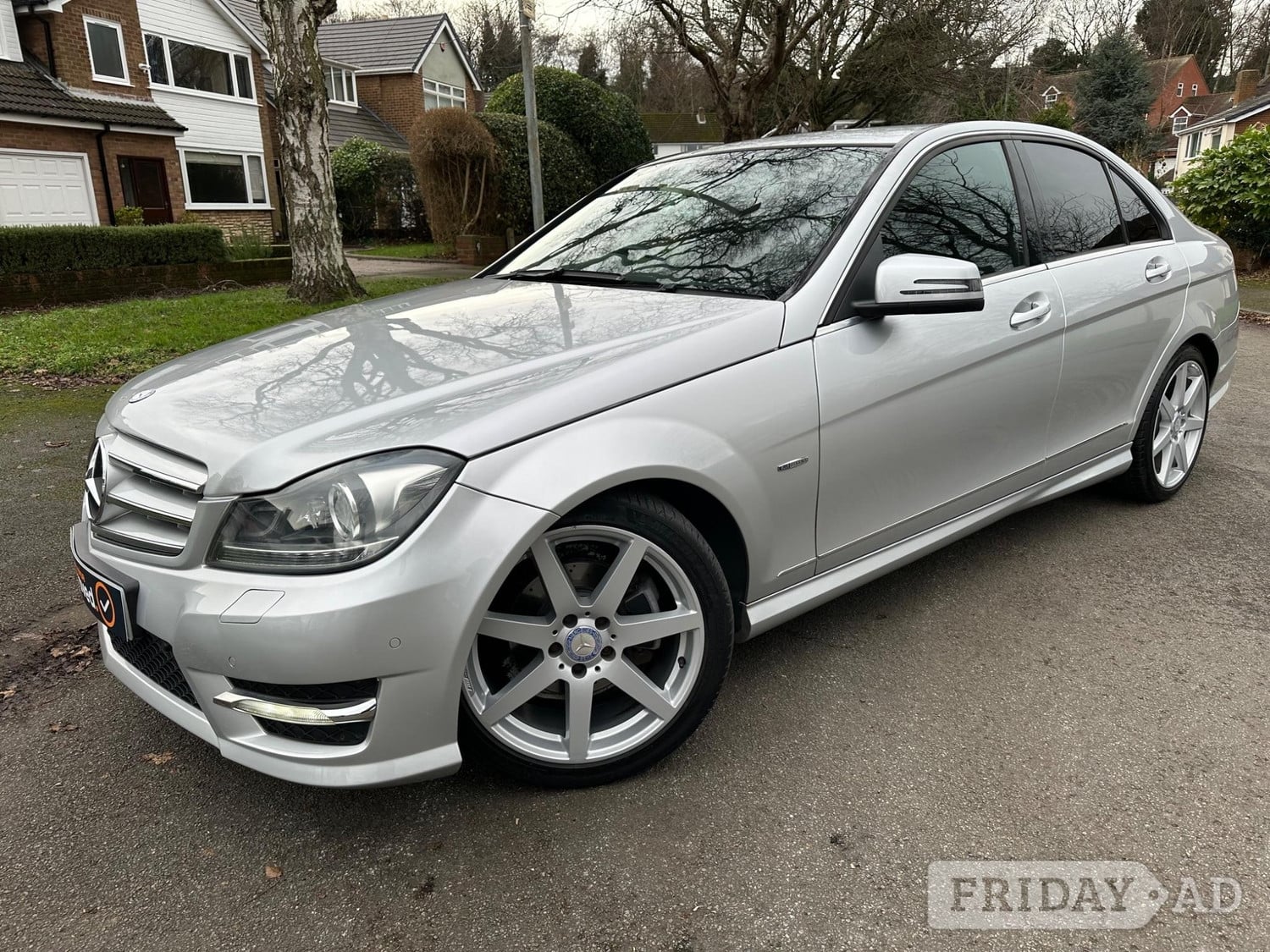 [ berth ]Mercedes-Benz C Class