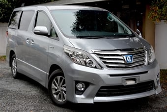 Toyota Alphard 2012