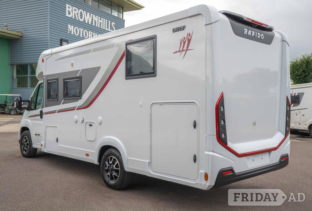 [3 berth ]Rapido Series 6 686F