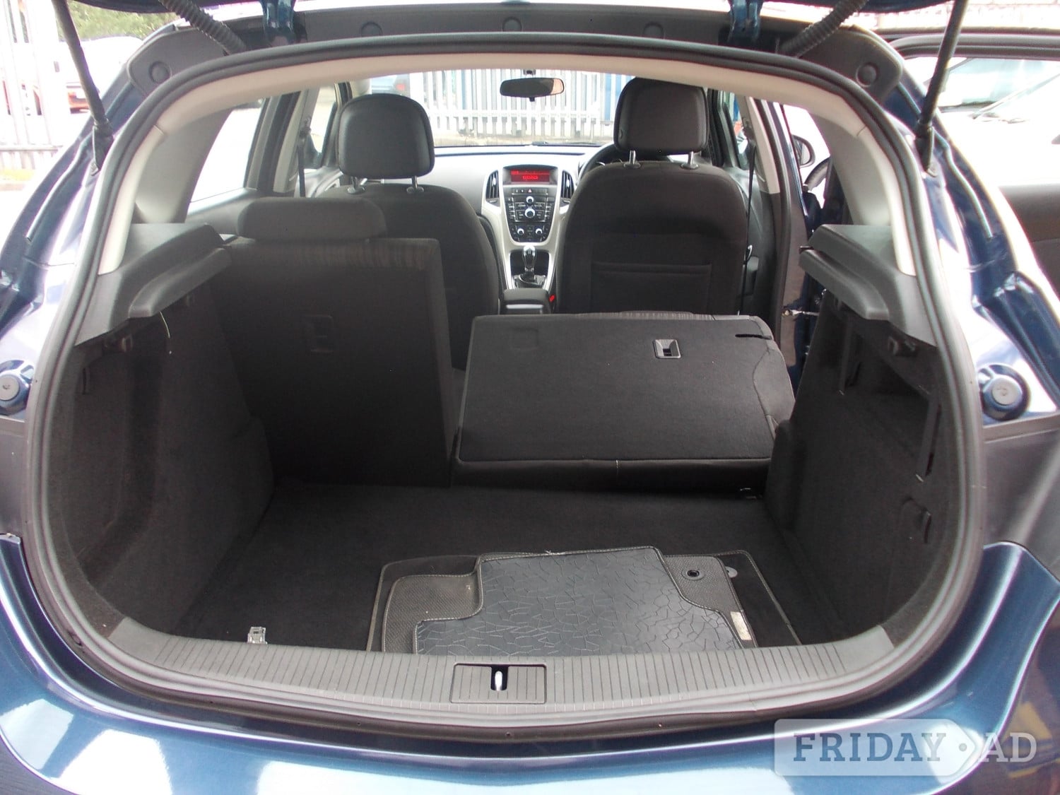 Vauxhall Astra 2010 - Cars