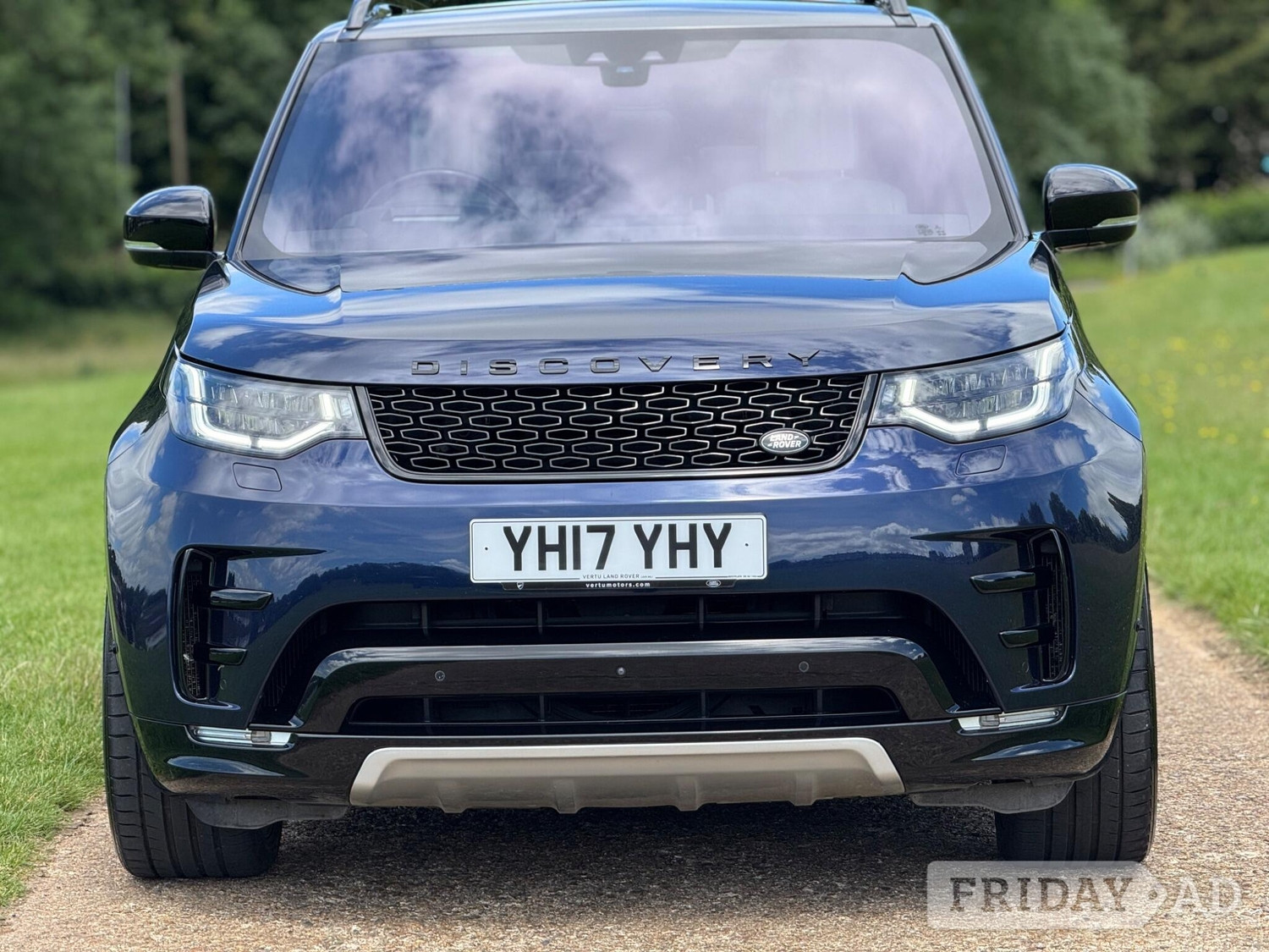 Land Rover Discovery 2017 - Cars in Hemel Hempstead