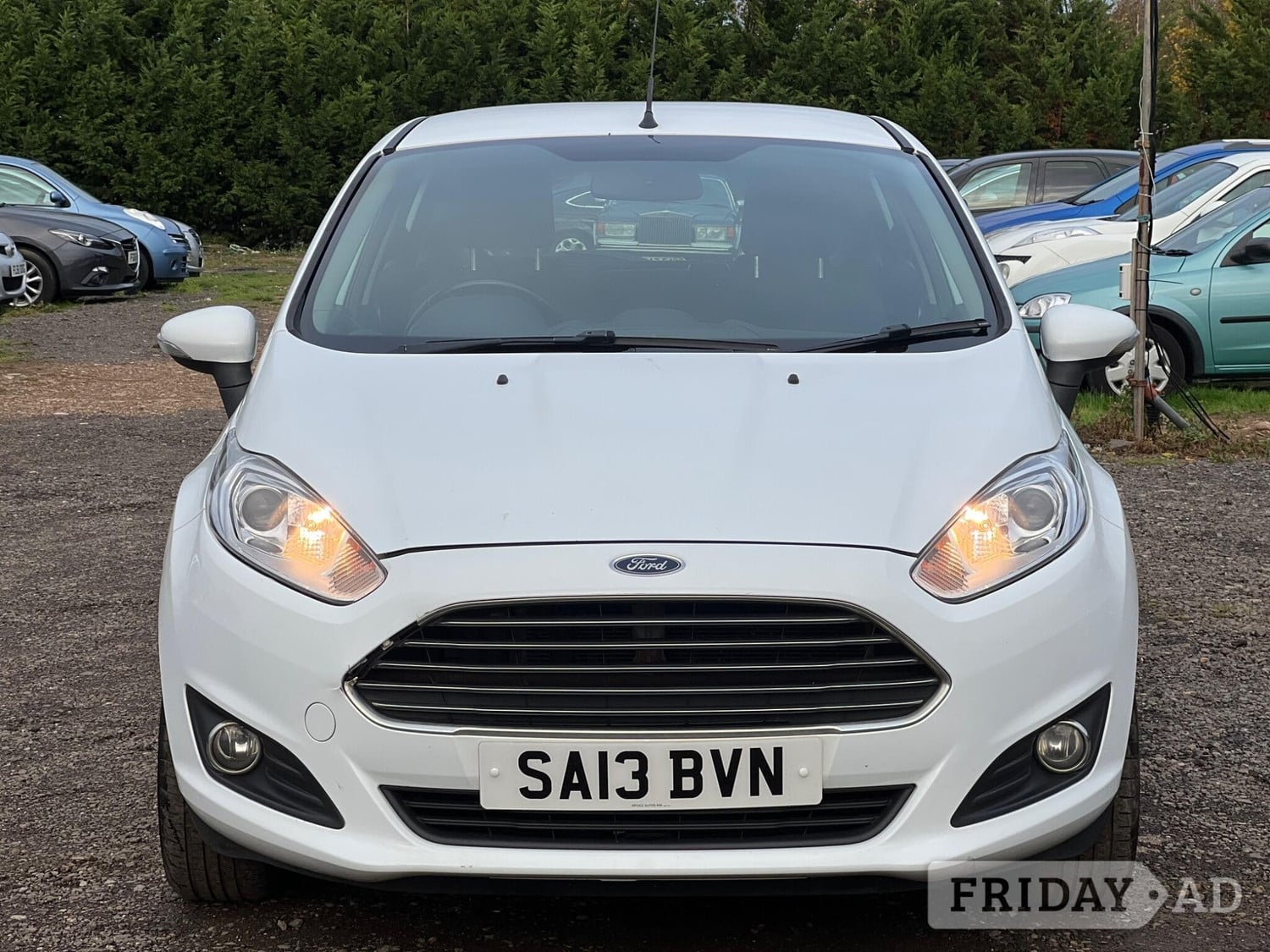 [ berth ]Ford Fiesta