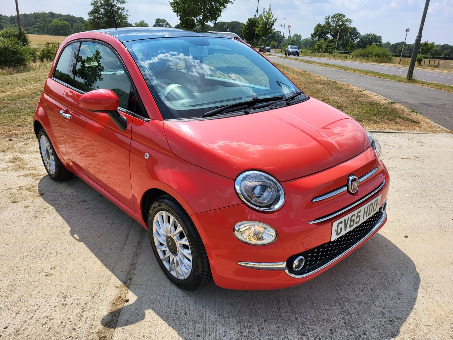 Fiat 500 2016 - Cars in Horley