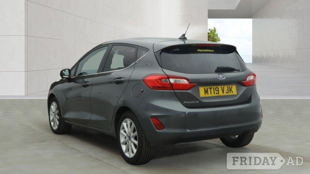 [ berth ]Ford Fiesta