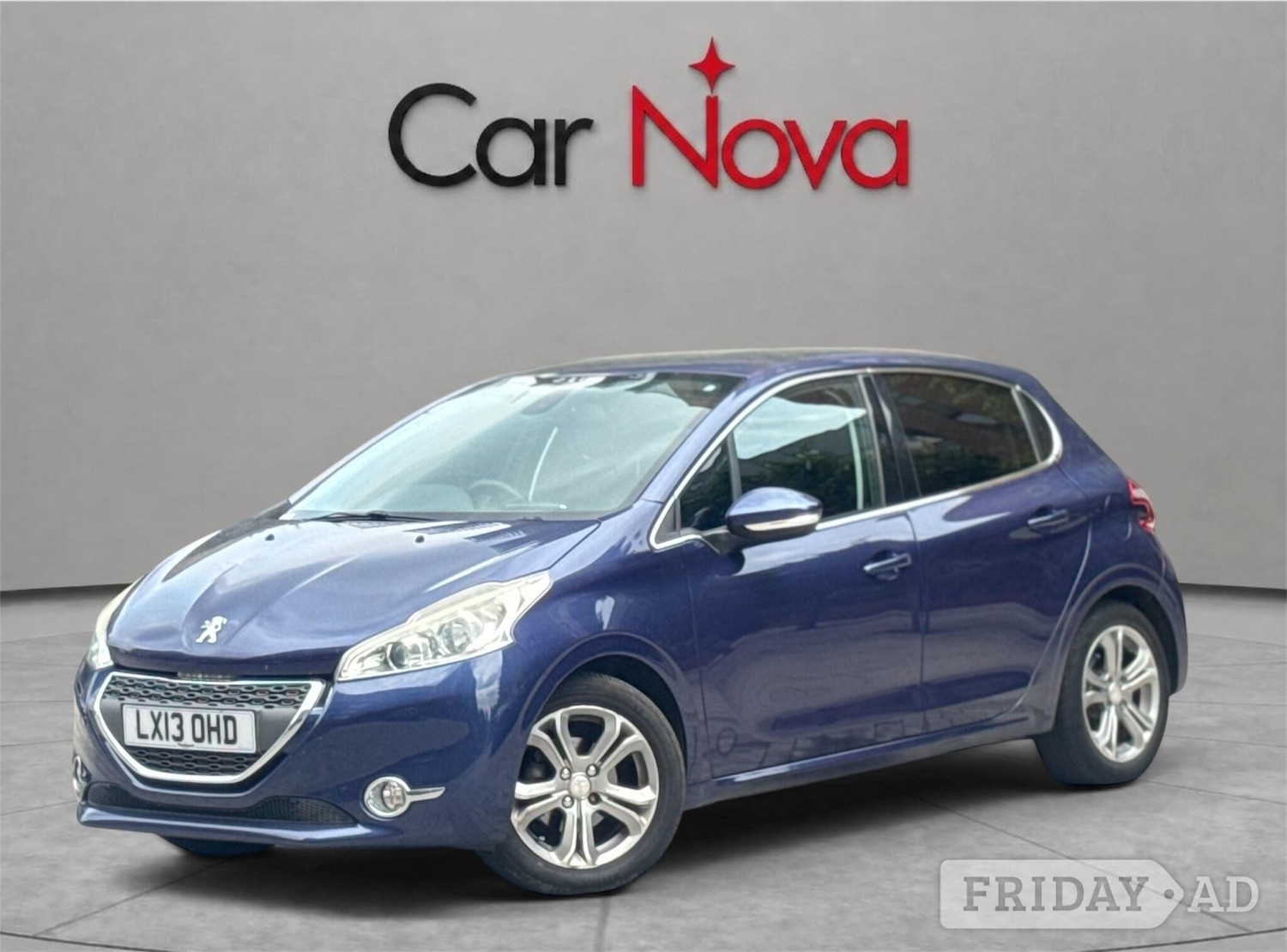 Peugeot 208 2013 in Staines
