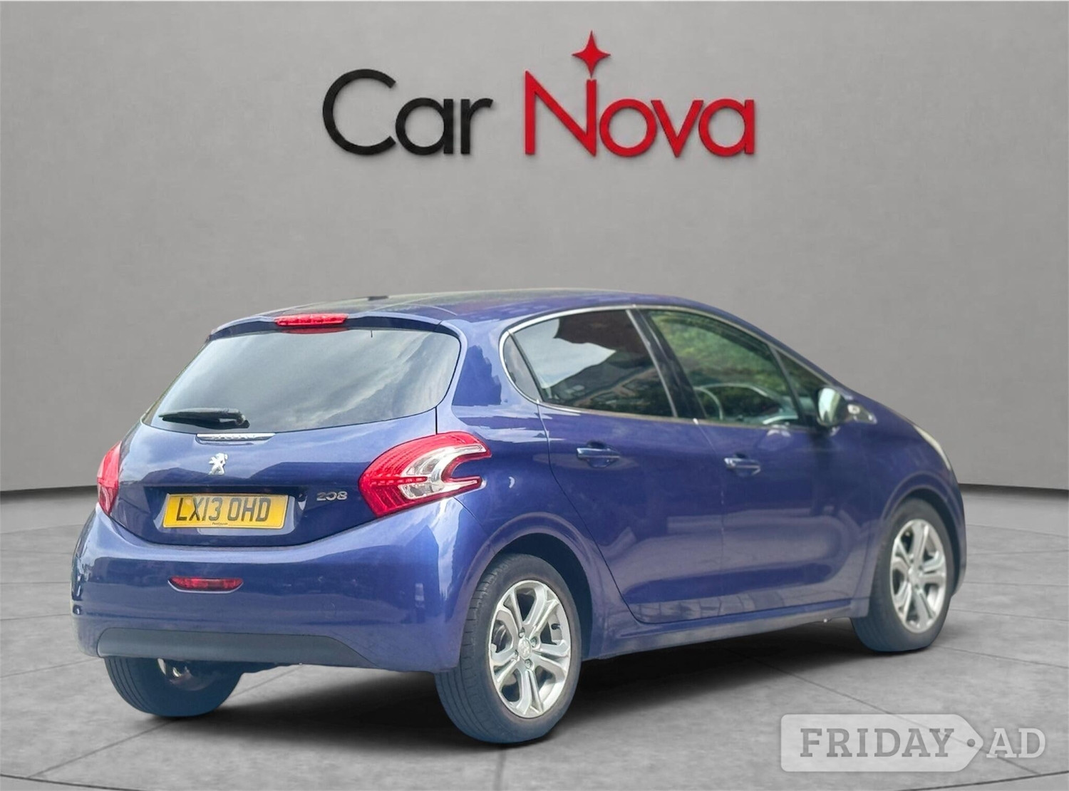 Peugeot 208 2013 - Cars in Staines