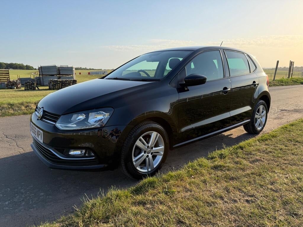 Volkswagen Polo 2016 - Cars in Epsom
