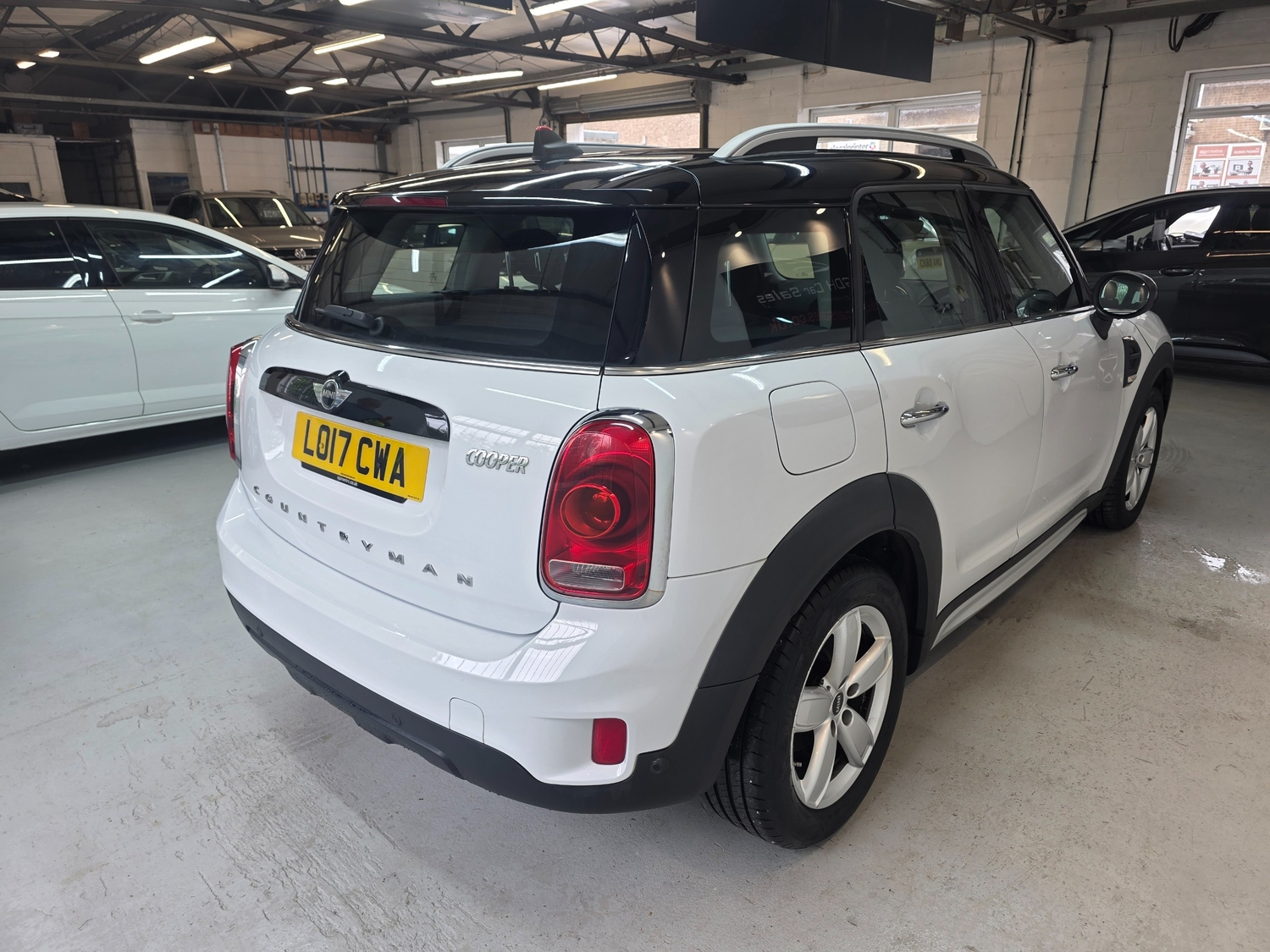 Mini Countryman 2017 - Cars