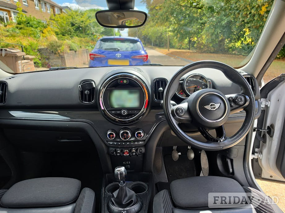 Mini Countryman 2017 - Cars