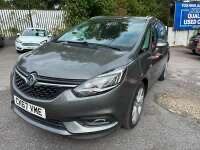 [ berth ]Vauxhall Zafira Tourer