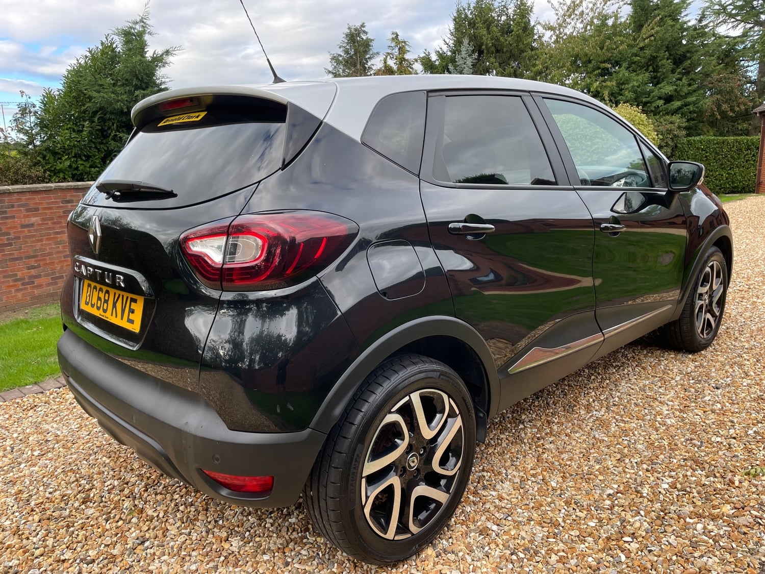 Renault Captur 2018 - Cars