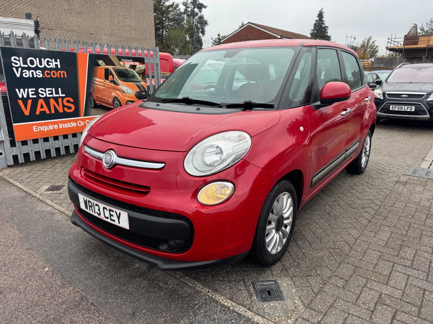 Fiat 500L Slough