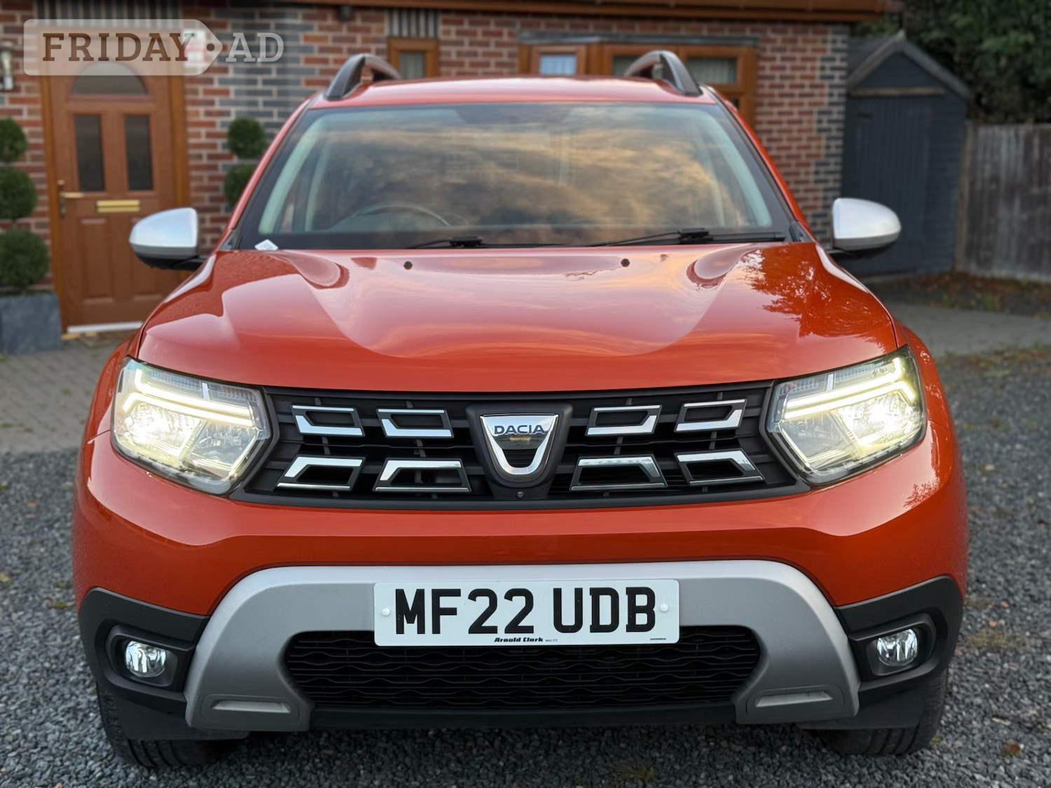 [ berth ]Dacia Duster