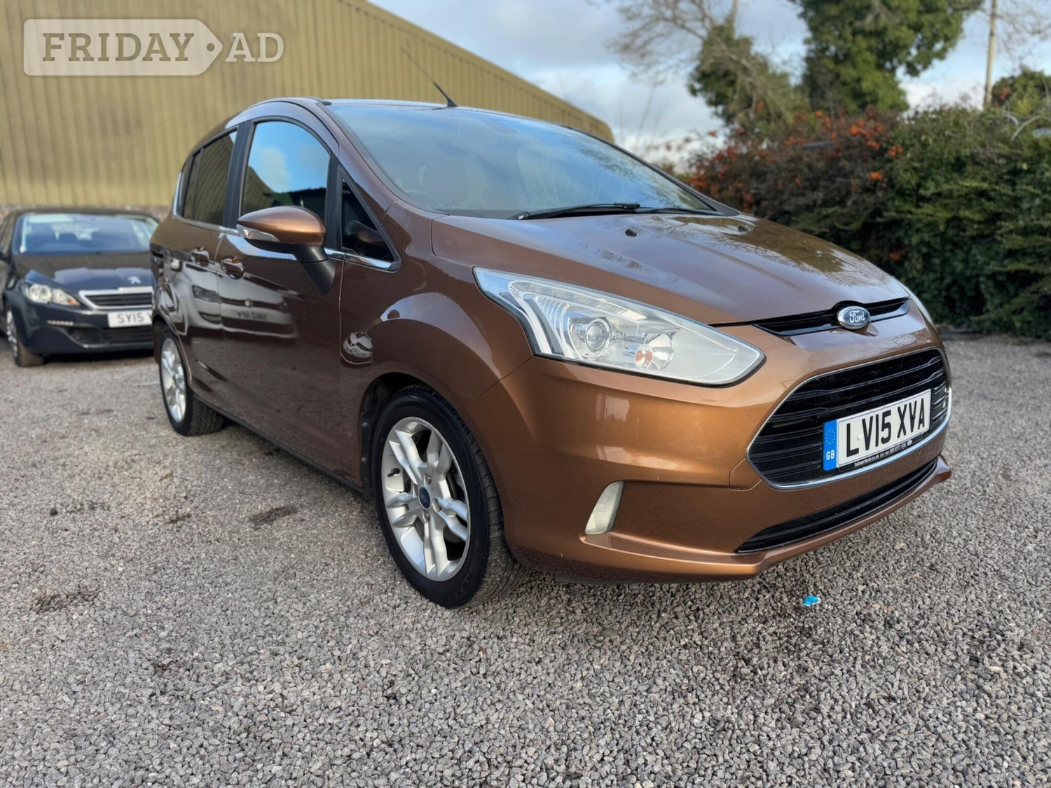 Ford B-MAX 2015 in Redditch