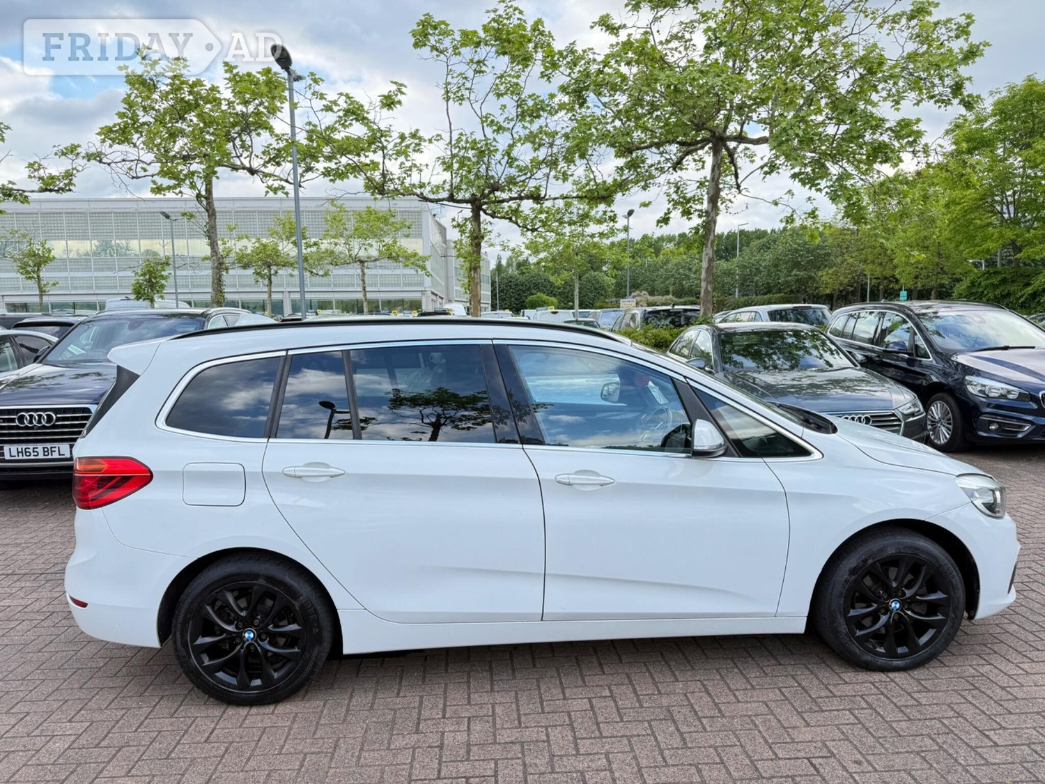 [ berth ]BMW 2 Series Gran Tourer