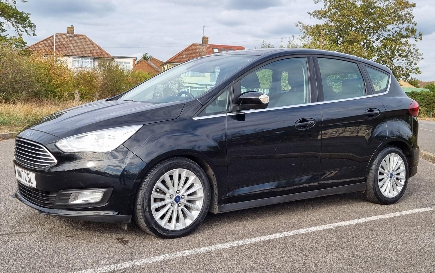 [ berth ]Ford C-MAX